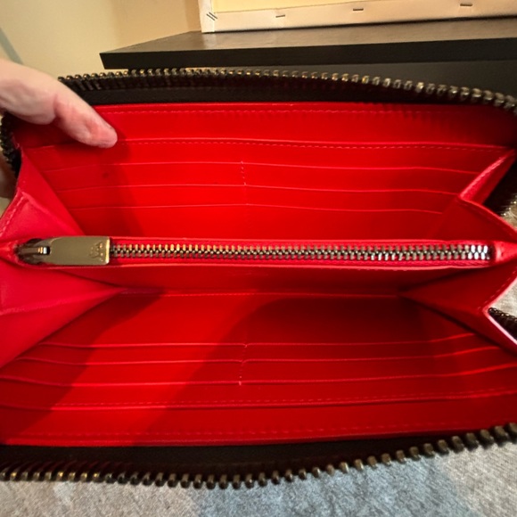 Christian Louboutin Panettone Wallet – Black Grained Leather with Black Spikes - Picture 6 of 12